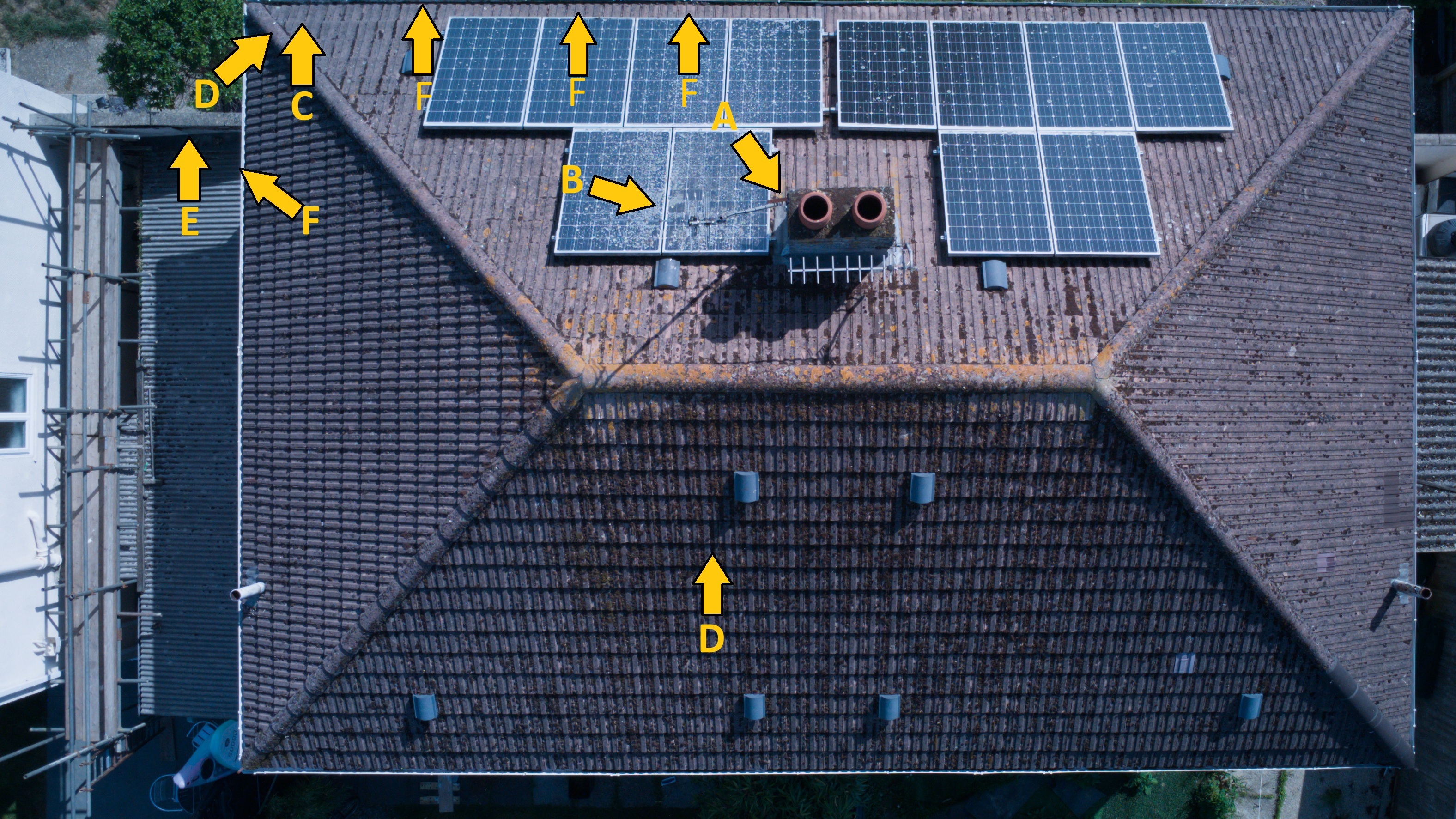 Annotated roof overview with defect markers